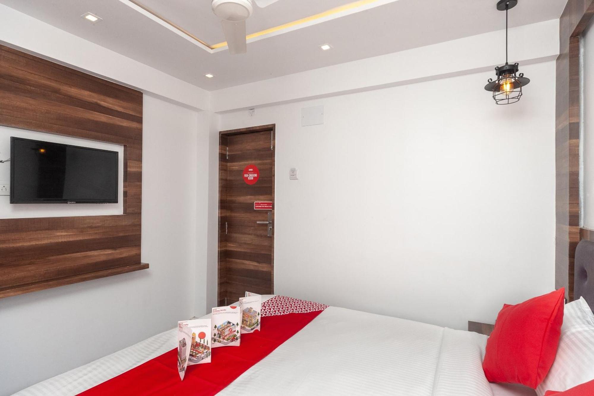 Capital O Admire Suit Hospitality Ченнаї Екстер'єр фото